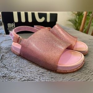 mini melissa size 10